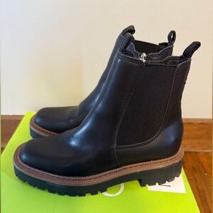 EUC Sam Edelman Girl’s Laguna Chelsea Boot, Black Leather, Size 2